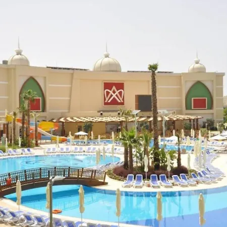 Xafira Deluxe & Hotel Turkler